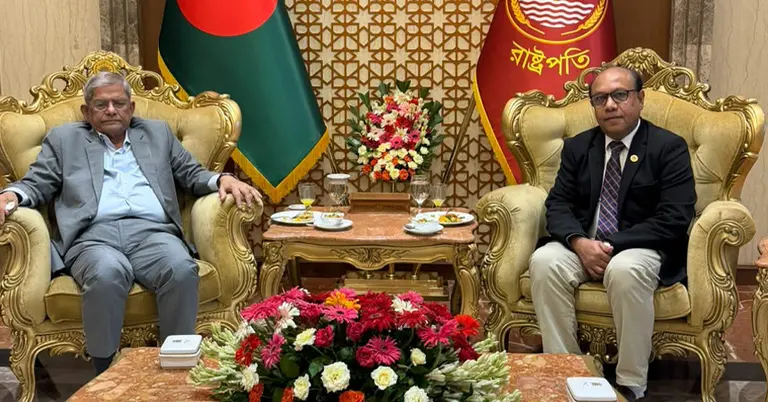 রাষ্ট্রপতির সঙ্গে নোবিপ্রবি উপাচার্যের সাক্ষাৎ